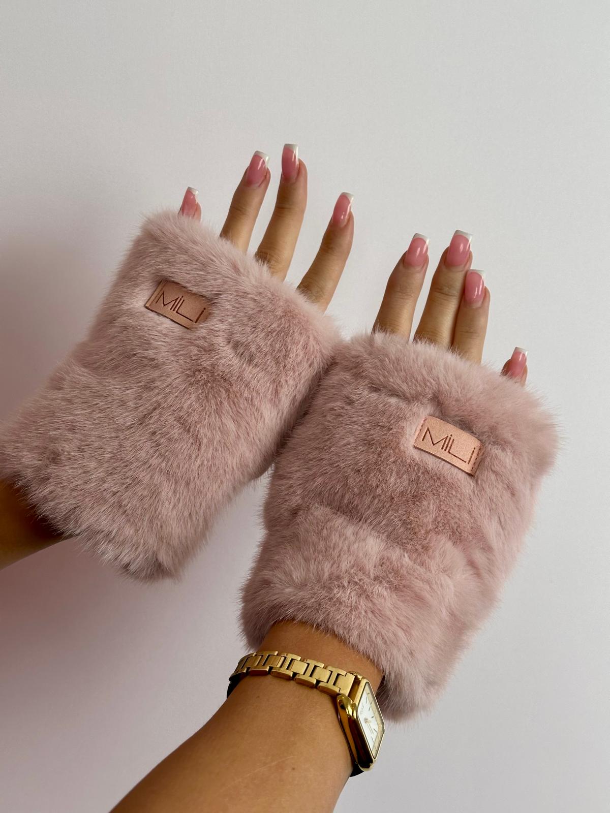 Mittens Creamy Pink