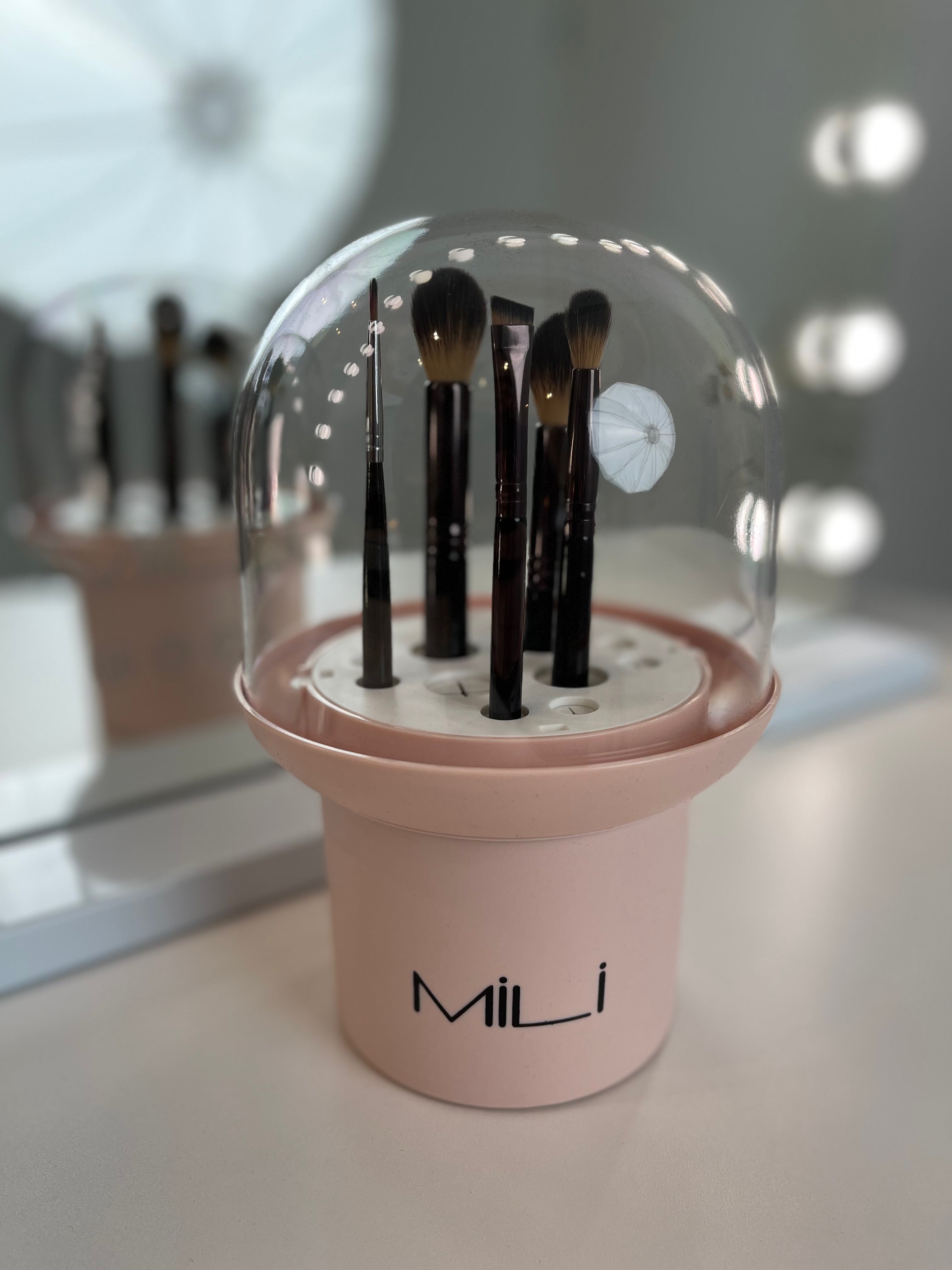 Beauty Box Brush Cupola